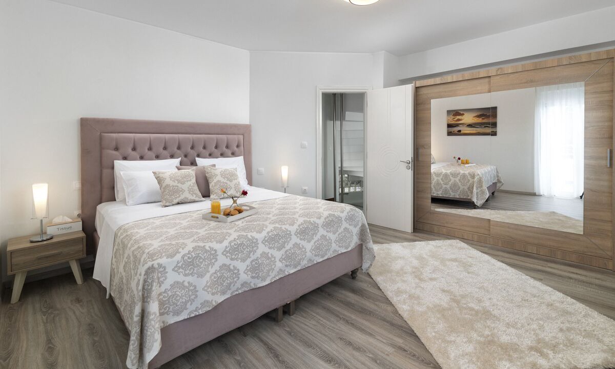 Photo of Bedroom in Petaloudes