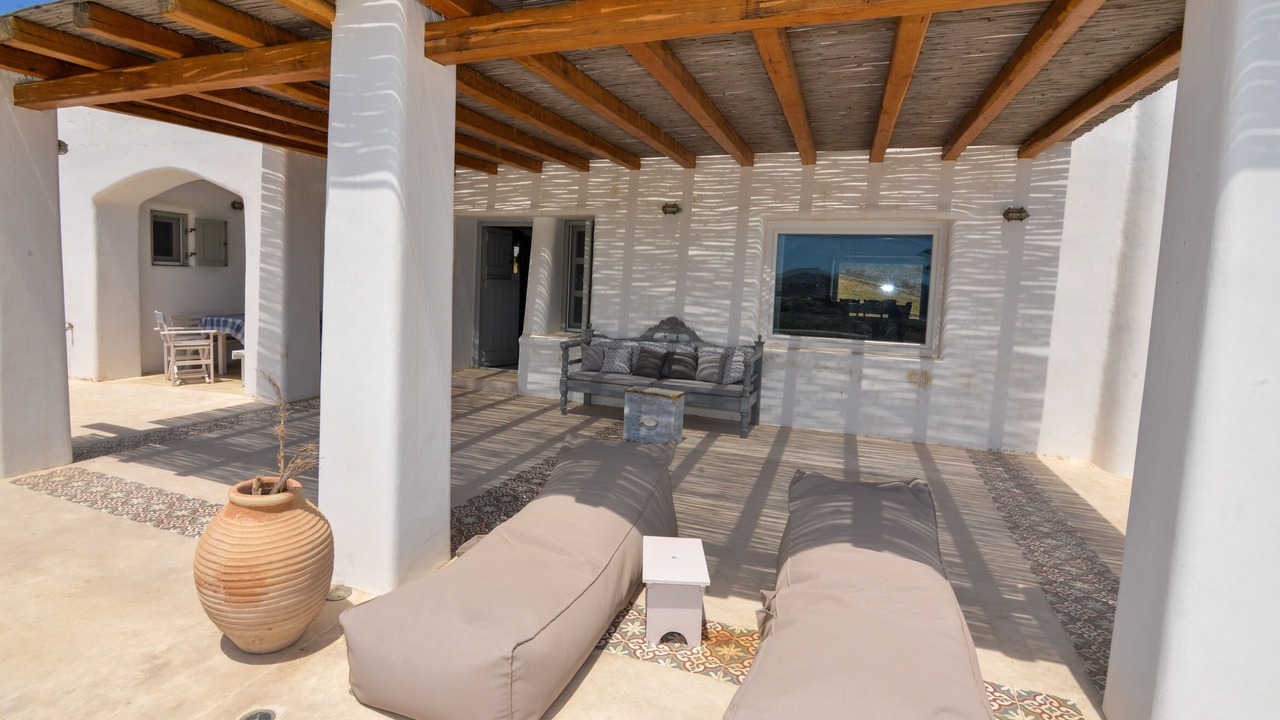 Photo of Patio Balcony in Ano Mera