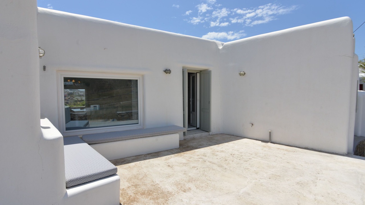 Photo of Patio Balcony in Ano Mera