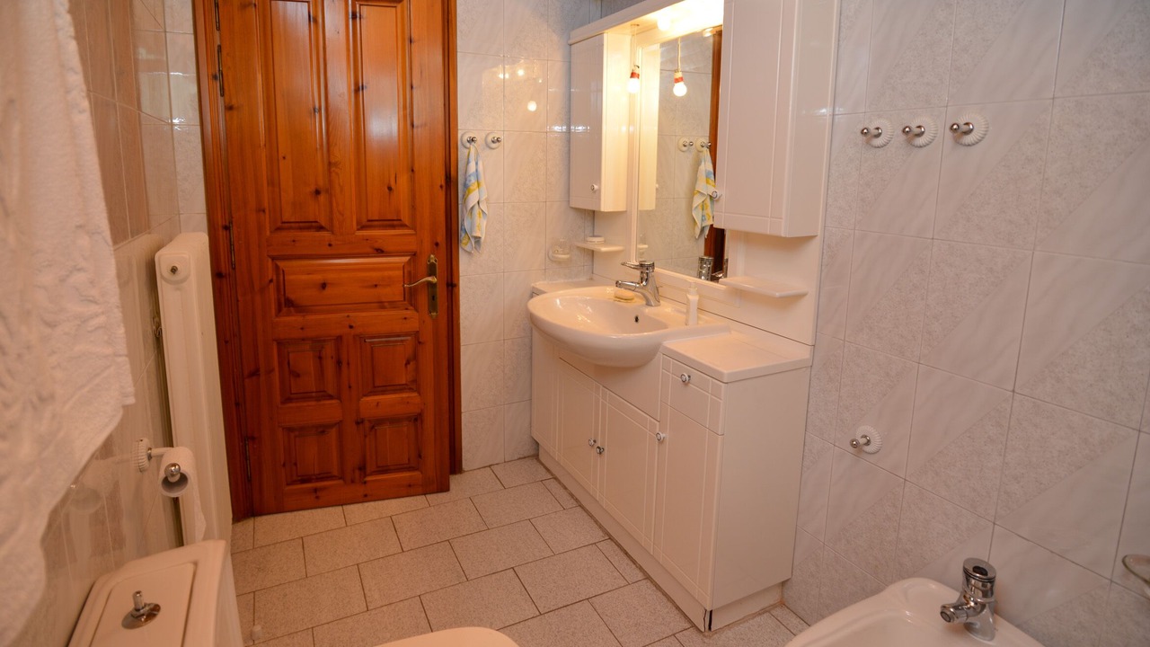 Photo of Bathroom in Molos-Agios Konstantinos
