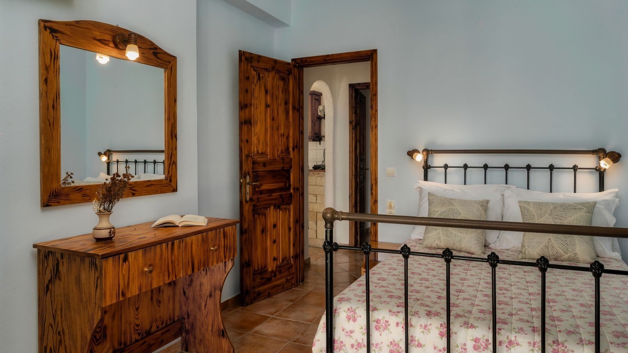 Photo of Bedroom in Marathias