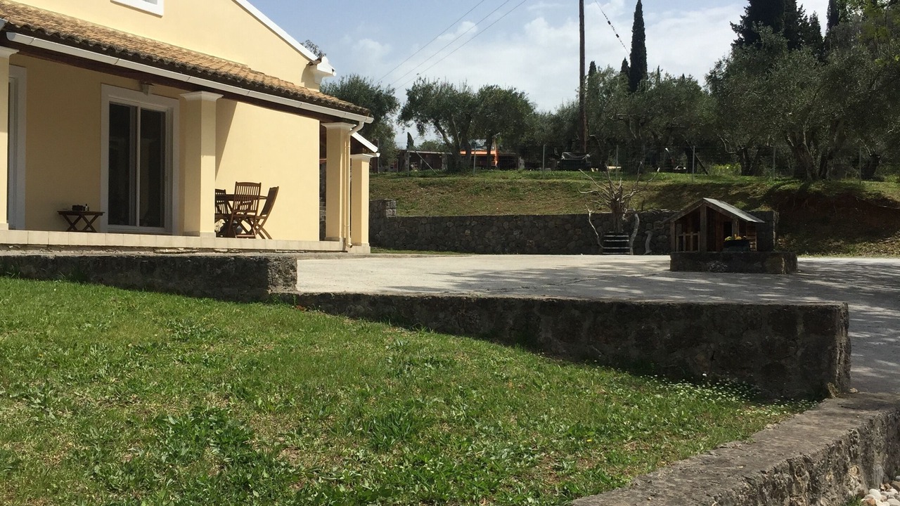 Photo of Outdoor in Doukades
