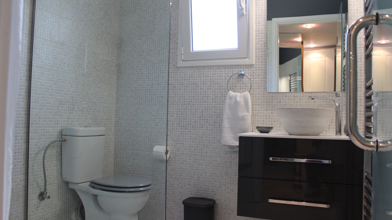 Photo of Bathroom in Doukades