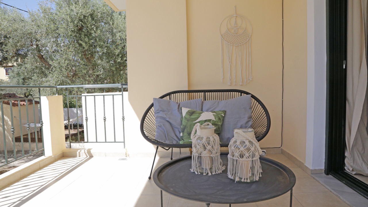 Photo of Patio Balcony in Aigio