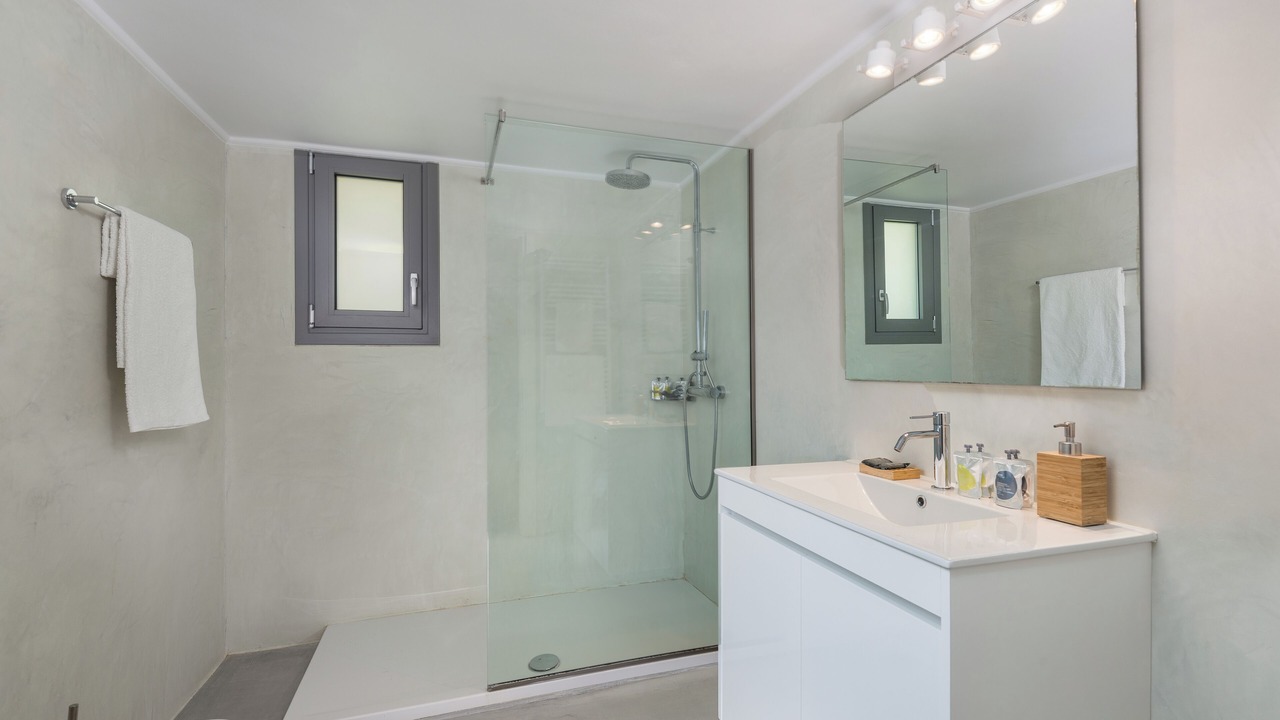 Photo of Bathroom in Dassia