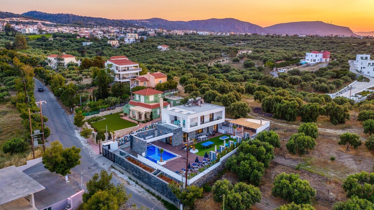 Photo of Others in Hersonissos Centre