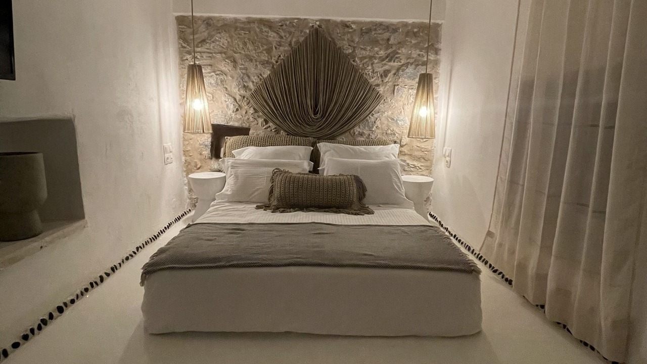 Photo of Bedroom in East Mani