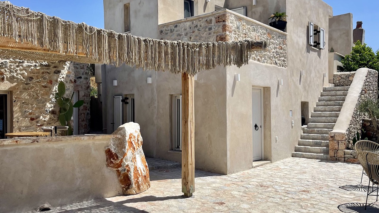 Photo of Outdoor in East Mani