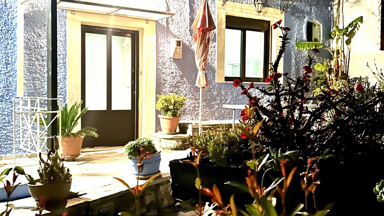 Photo of Outdoor in Monopari
