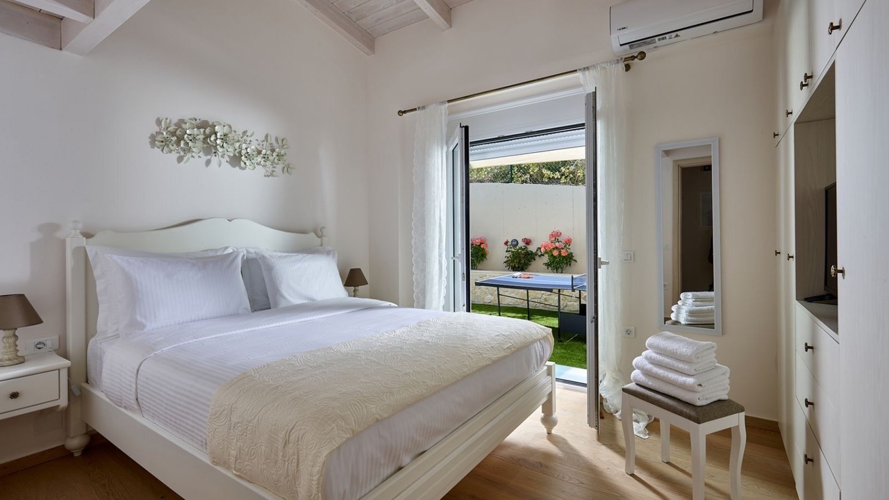 Photo of Bedroom in Voutai