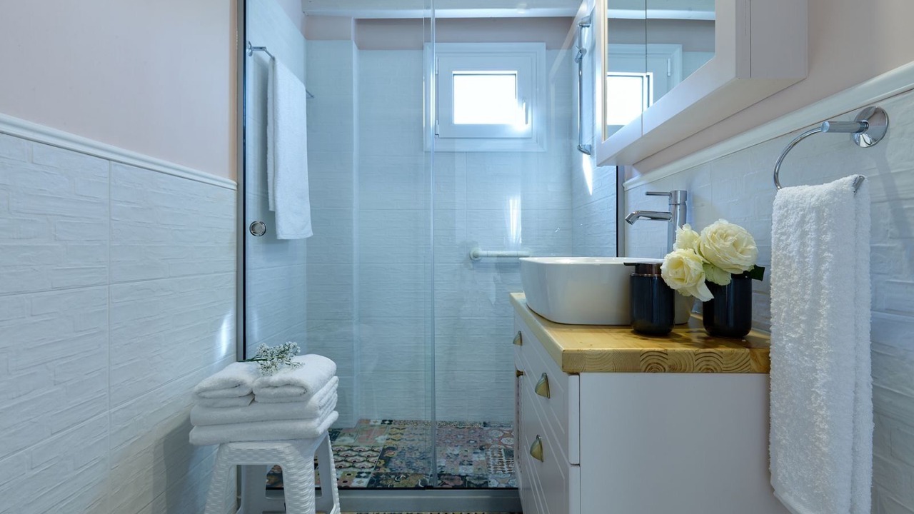 Photo of Bathroom in Voutai