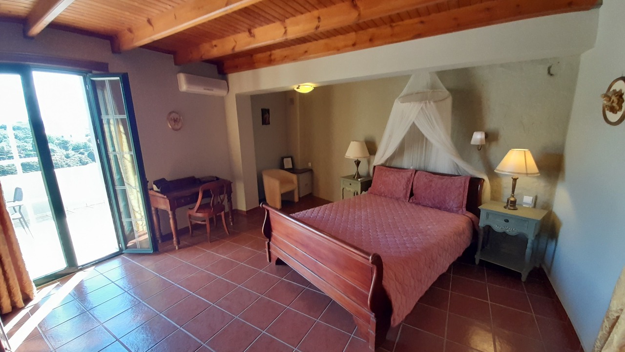 Photo of Bedroom in Platanias Town