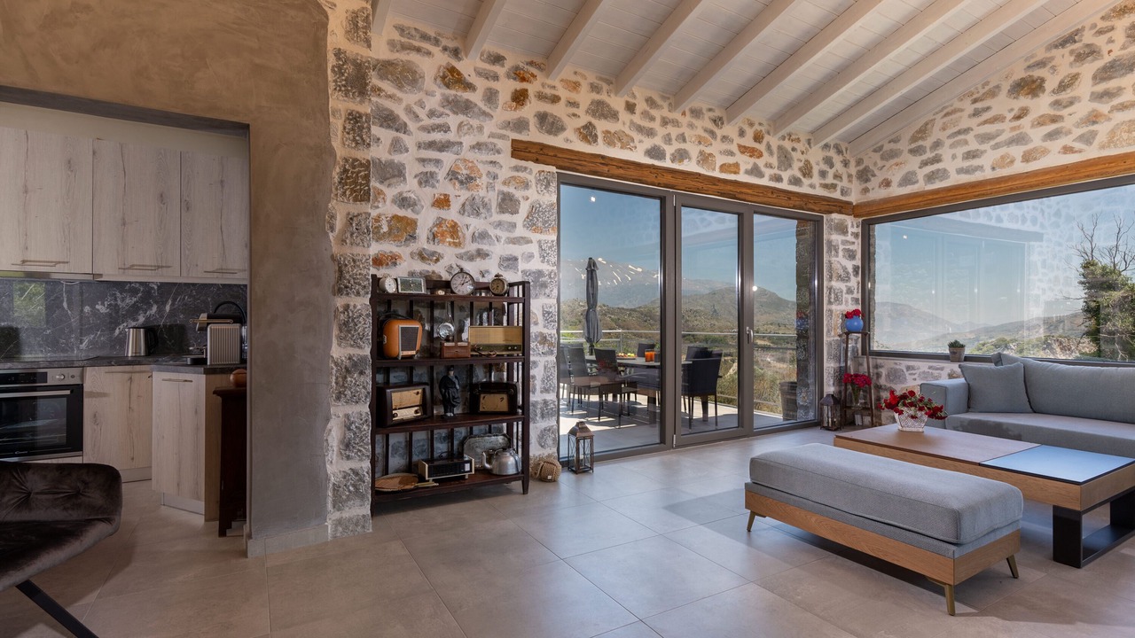 Photo of Livingroom in Mesonisia