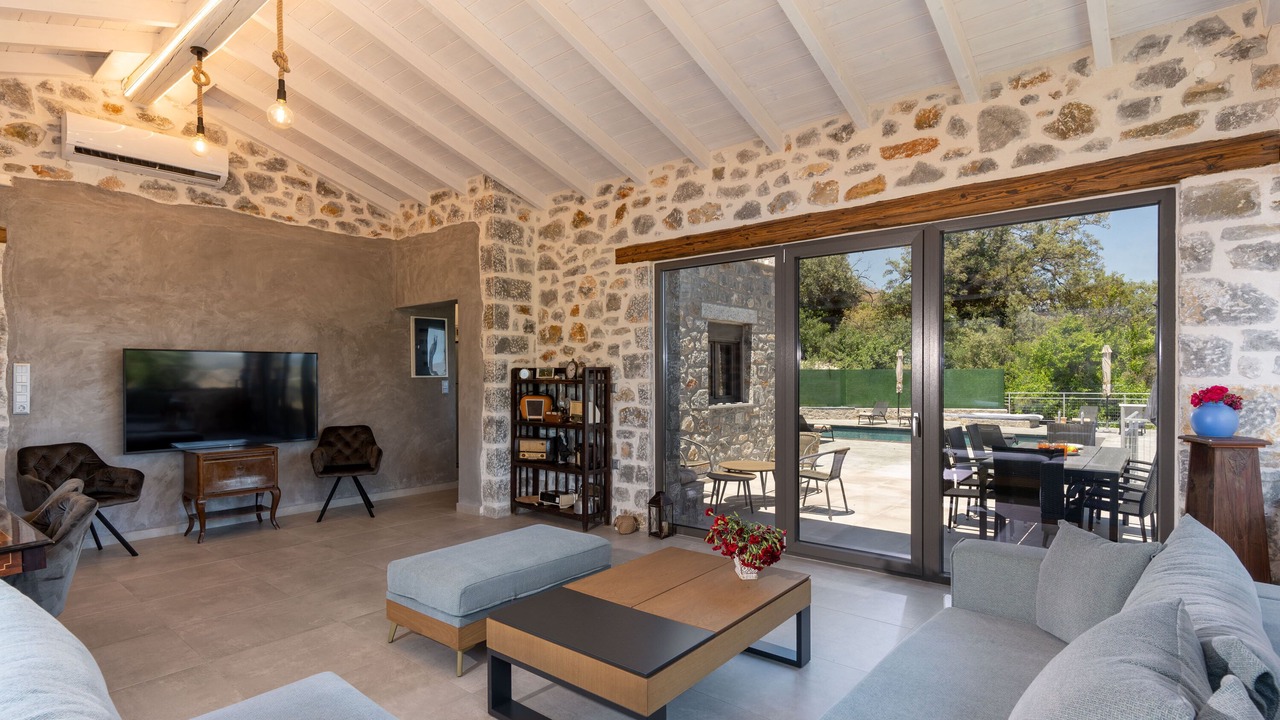 Photo of Livingroom in Mesonisia