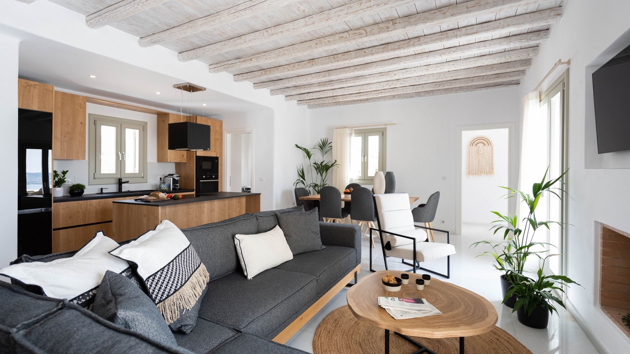 Photo of Livingroom in Nea Cryssi Akti