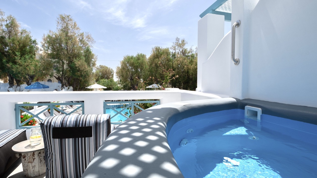 Photo of Outdoor in Perissa