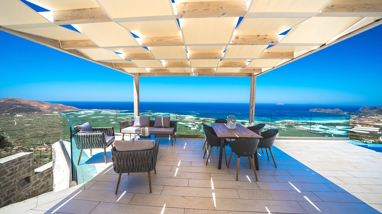 Photo of Outdoor in Platanos