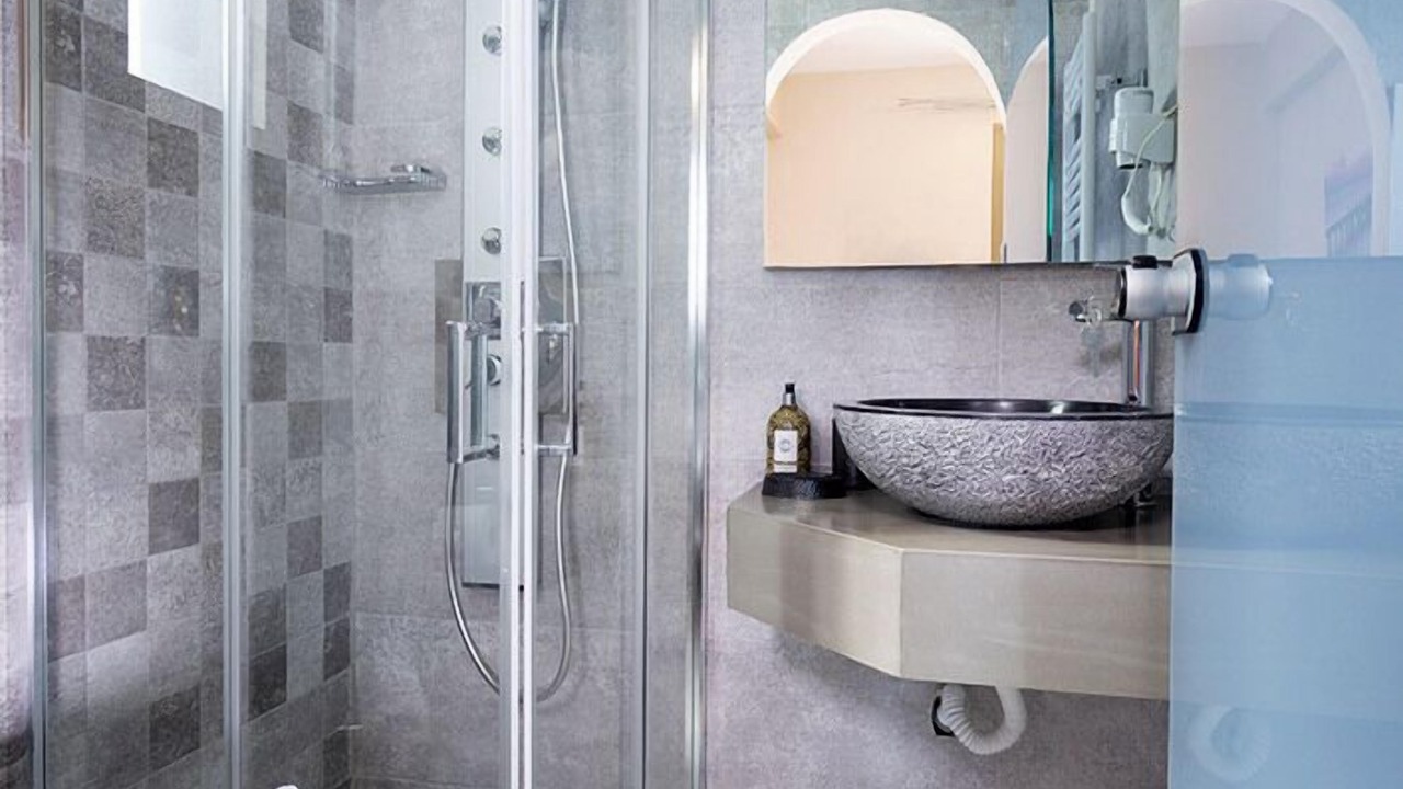 Photo of Bathroom in Kamisiana