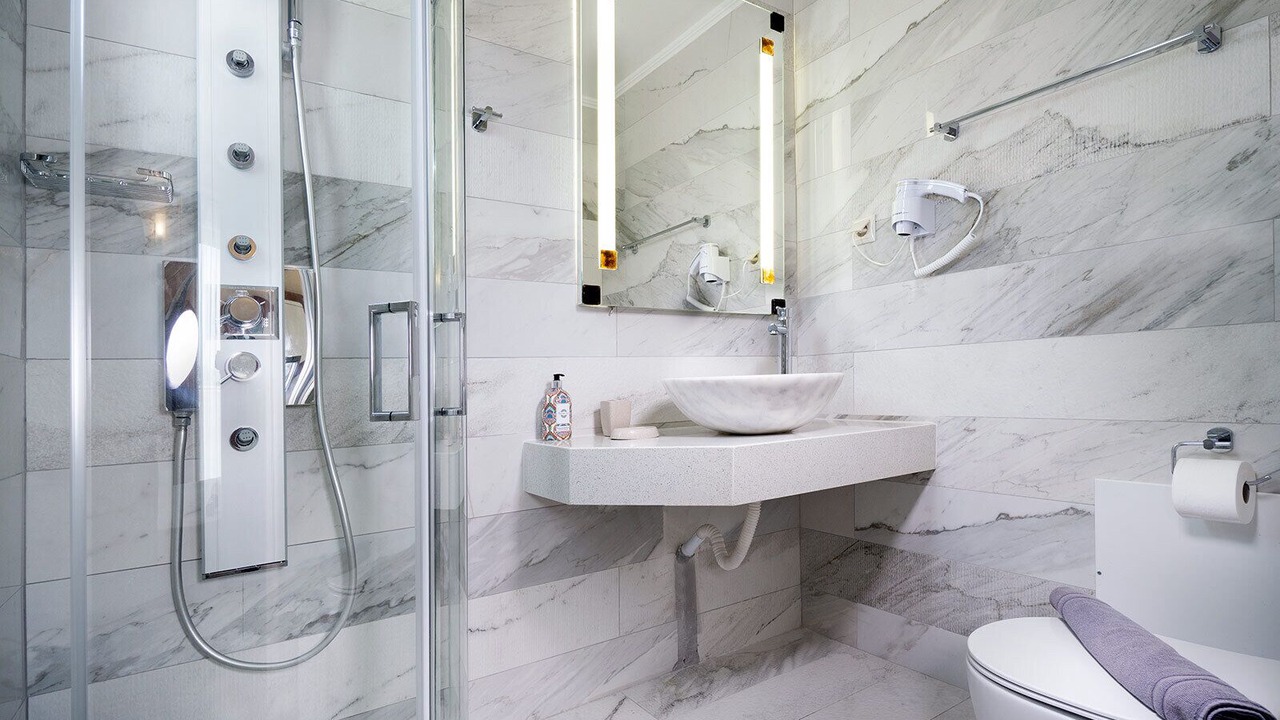 Photo of Bathroom in Kamisiana