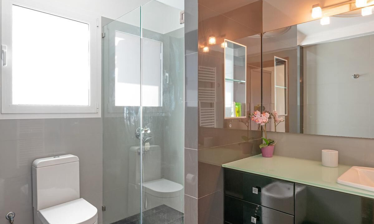 Photo of Bathroom in Saronida