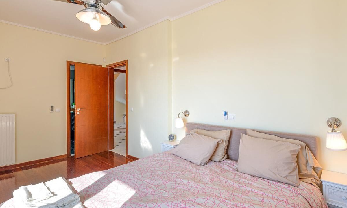 Photo of Bedroom in Saronida