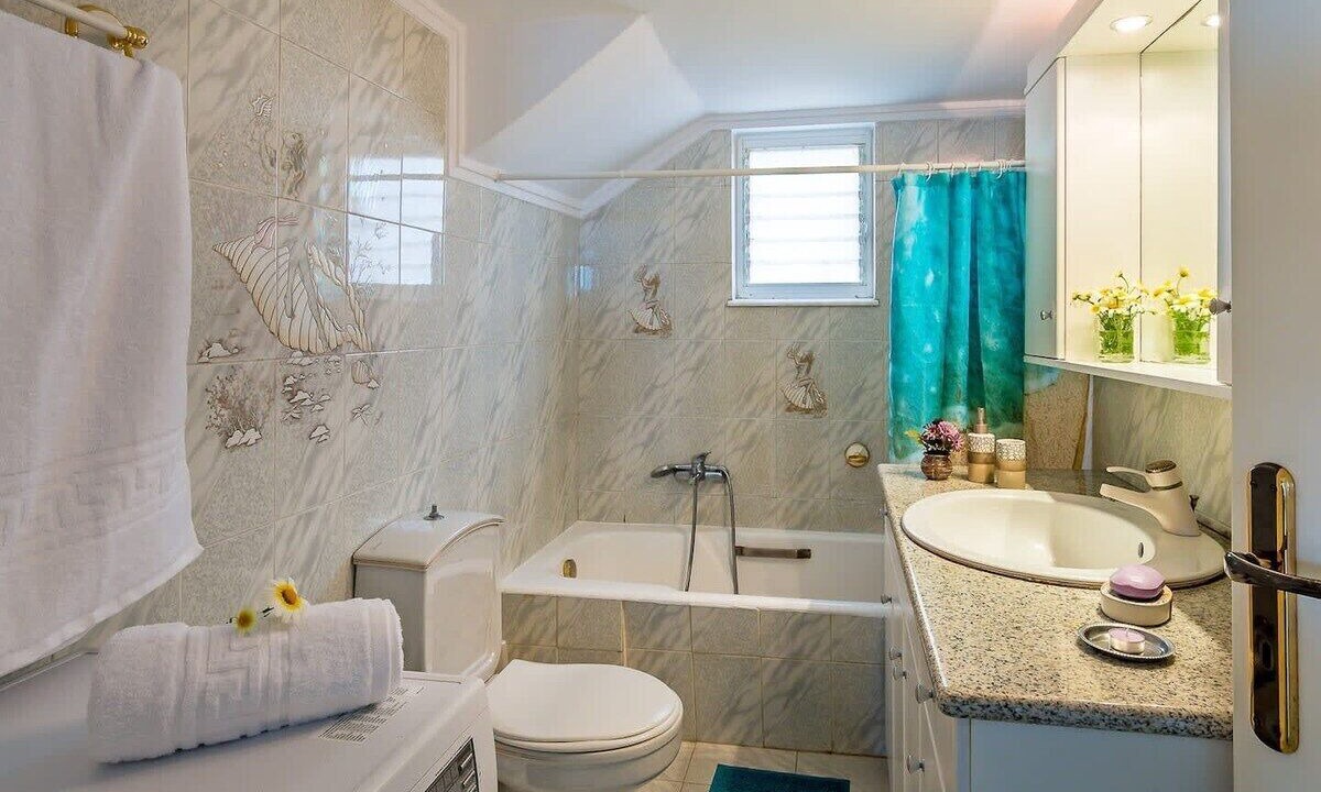 Photo of Bathroom in Polemarchi