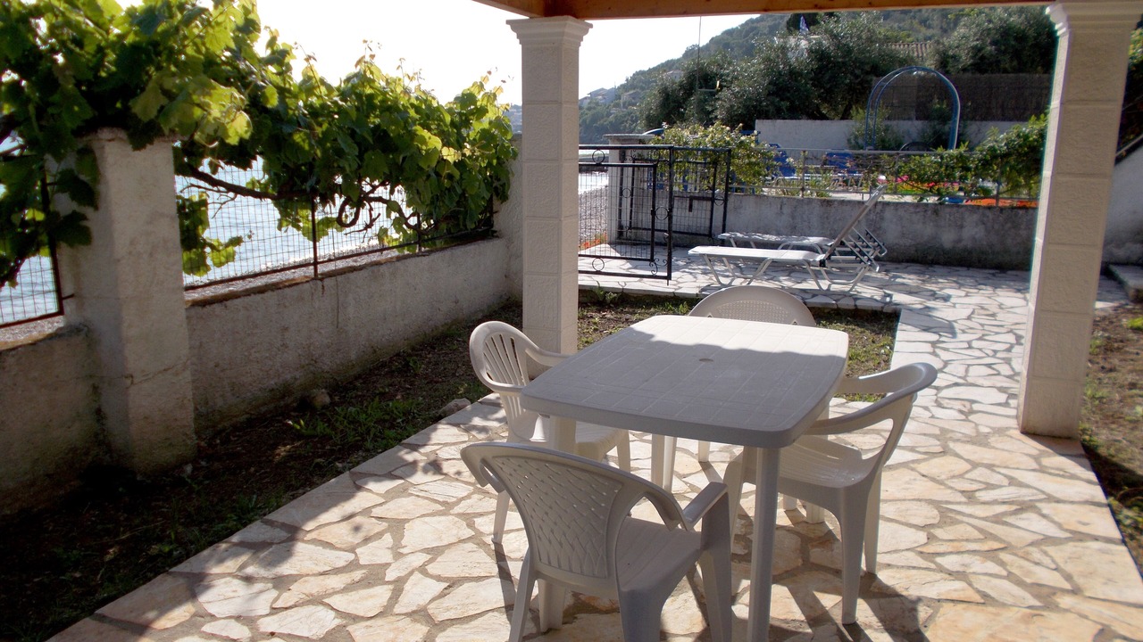 Photo of Outdoor in Apraos