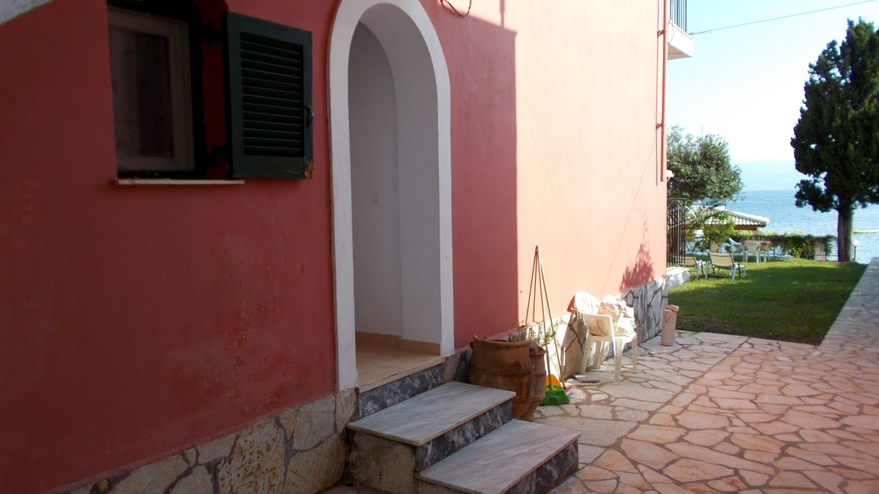 Photo of Patio Balcony in Apraos