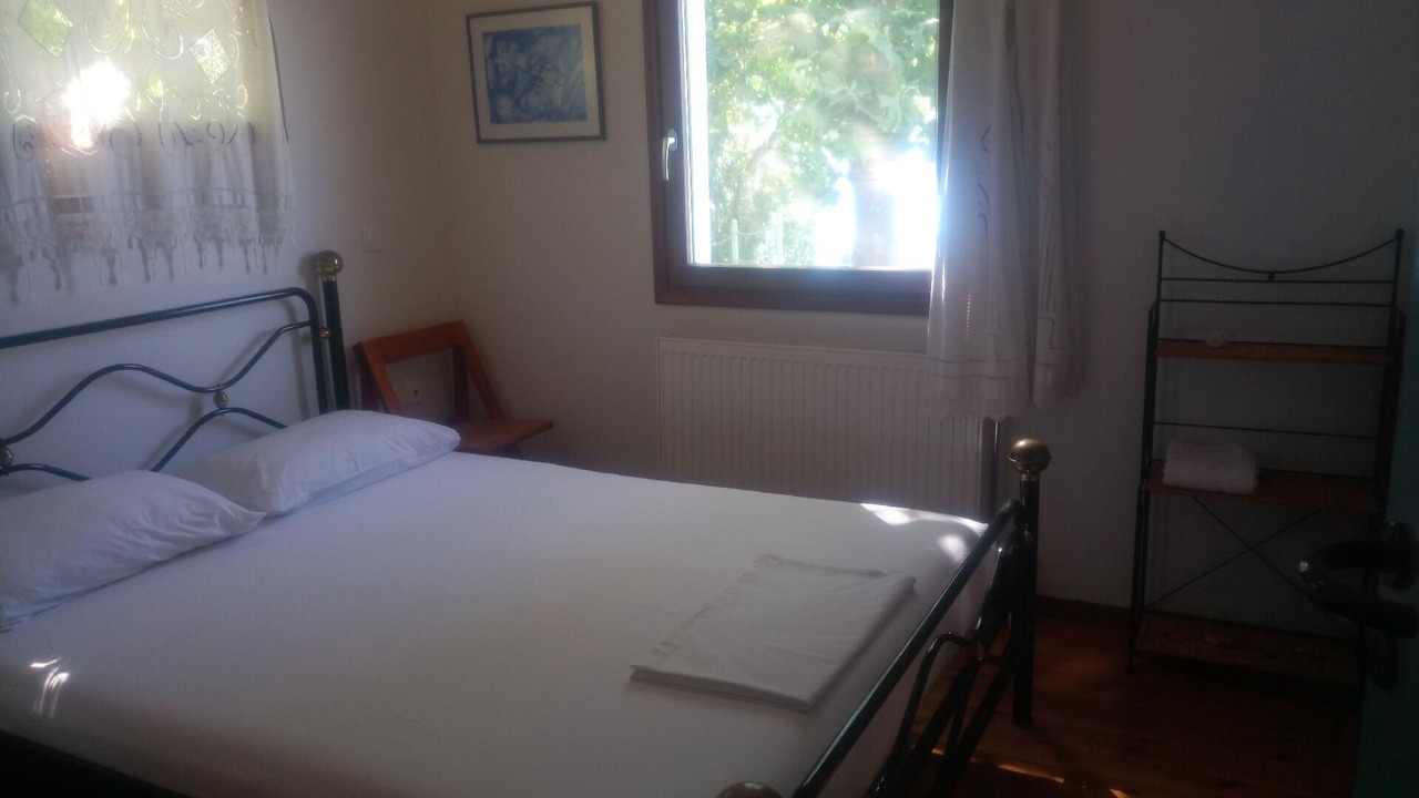 Photo of Bedroom in Aravissos