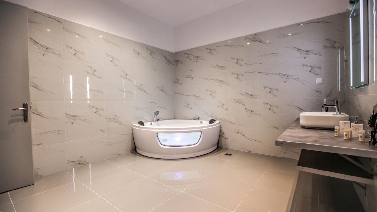 Photo of Bathroom in Kalambaka