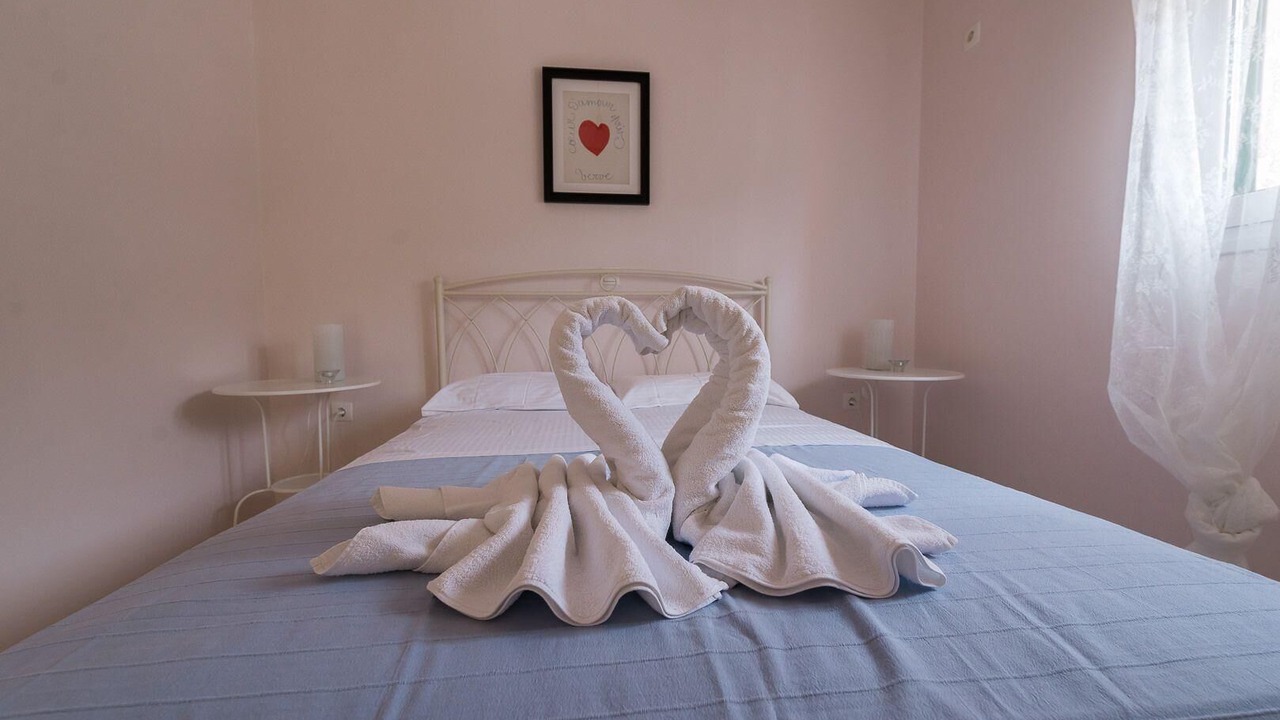 Photo of Bedroom in Dhrakata