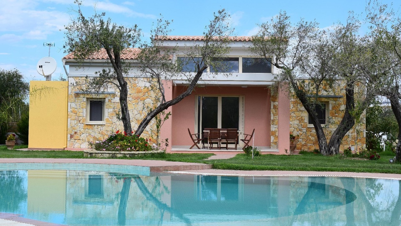 Photo of Outdoor in Messonghi