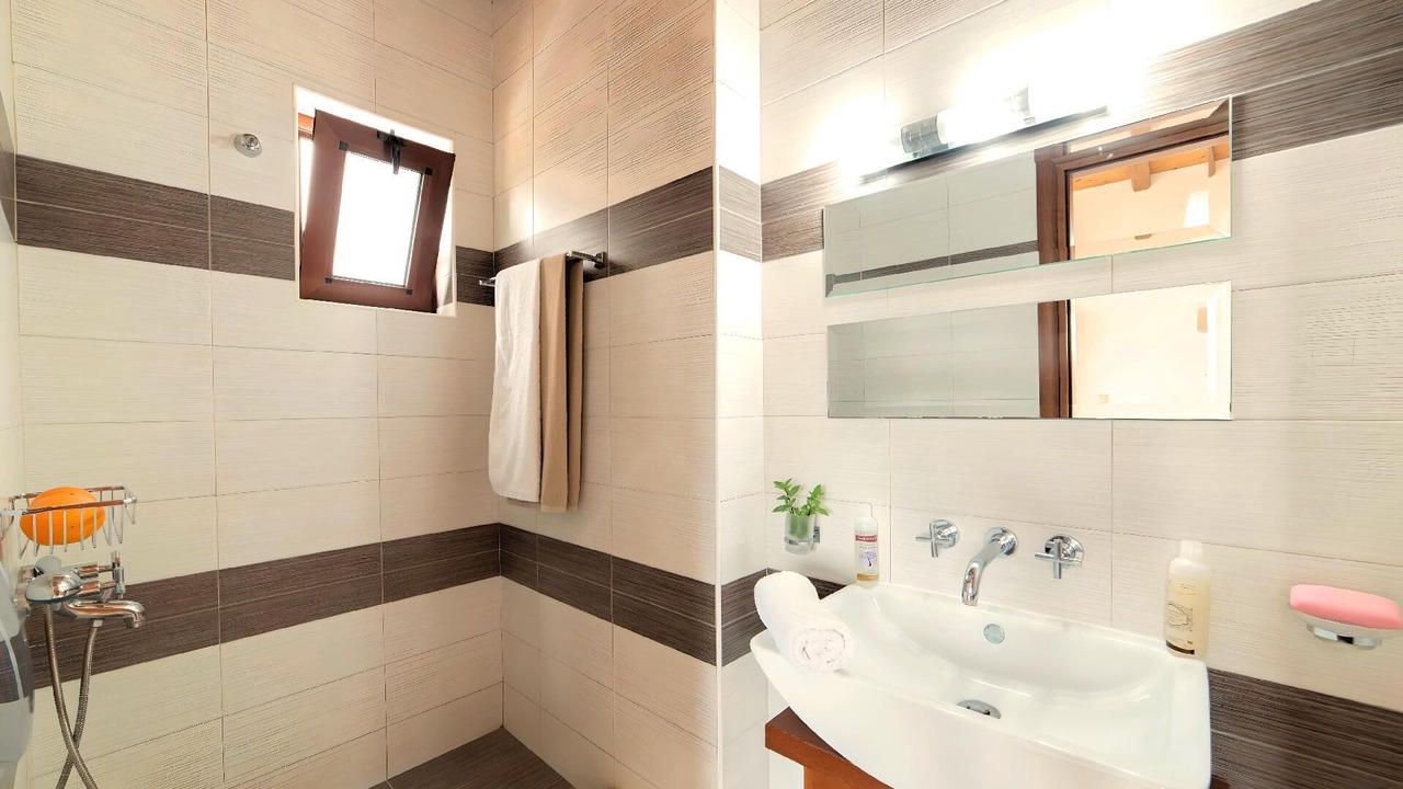Photo of Bathroom in Mathes