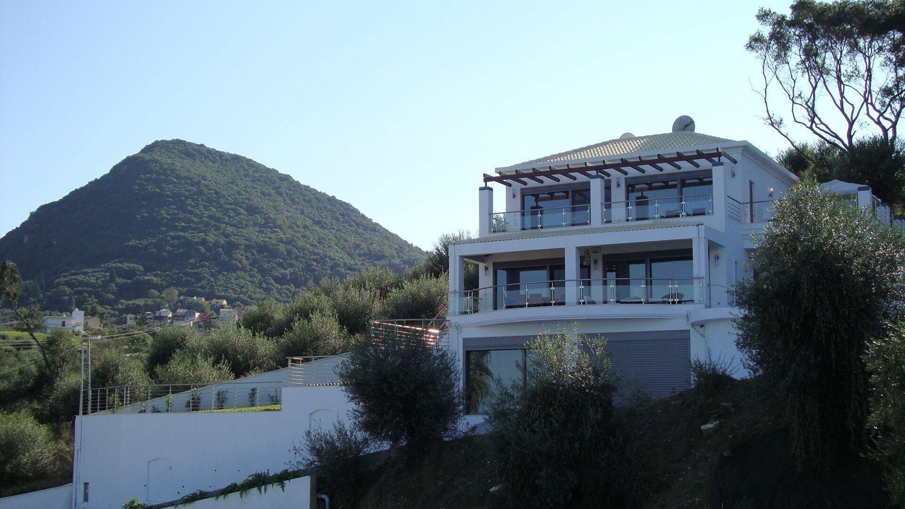Photo of Outdoor in Notos