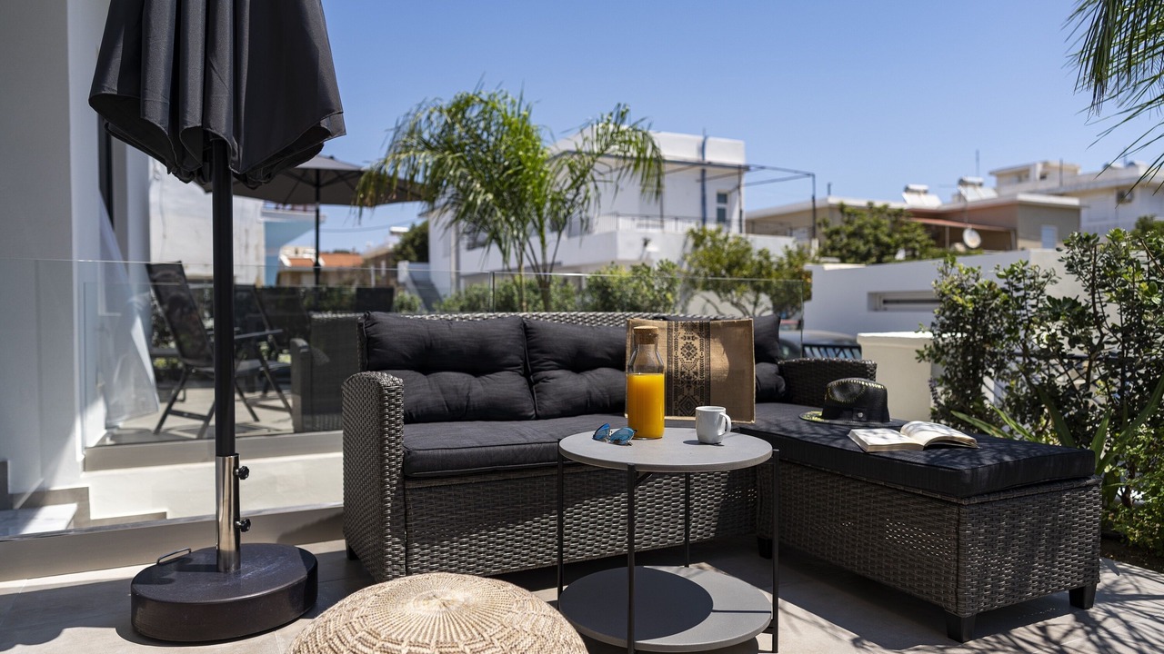 Photo of Patio Balcony in Petaloudes