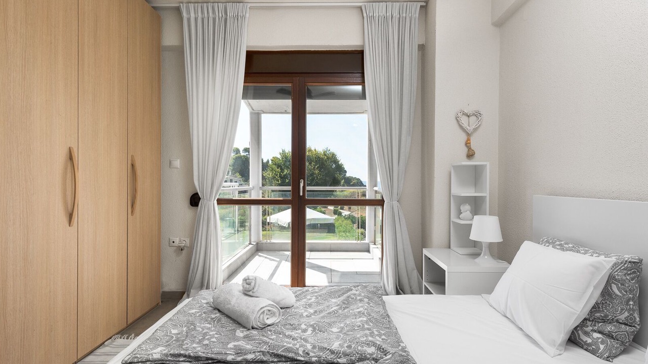 Photo of Bedroom in Sithonia