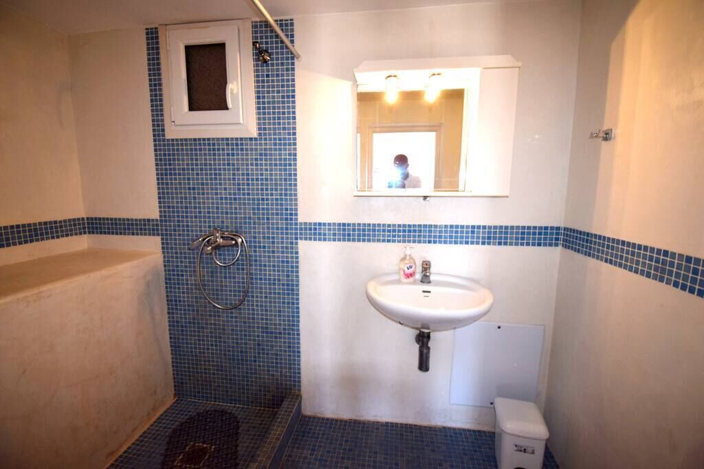 Photo of Bathroom in Glastros