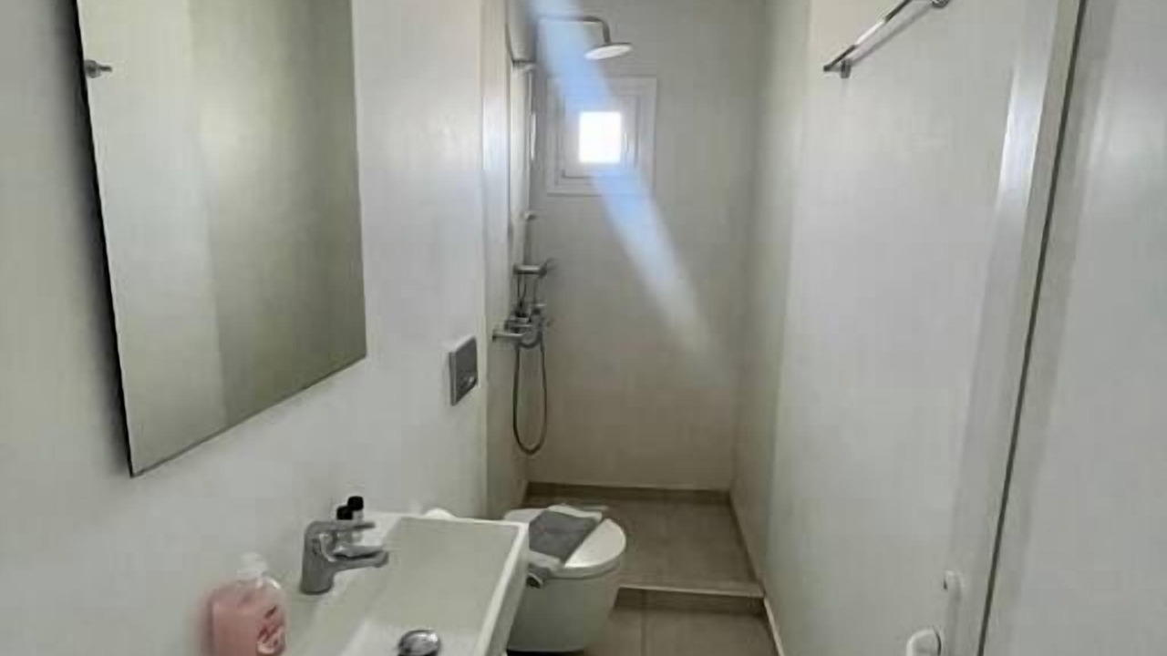 Photo of Bathroom in Glastros