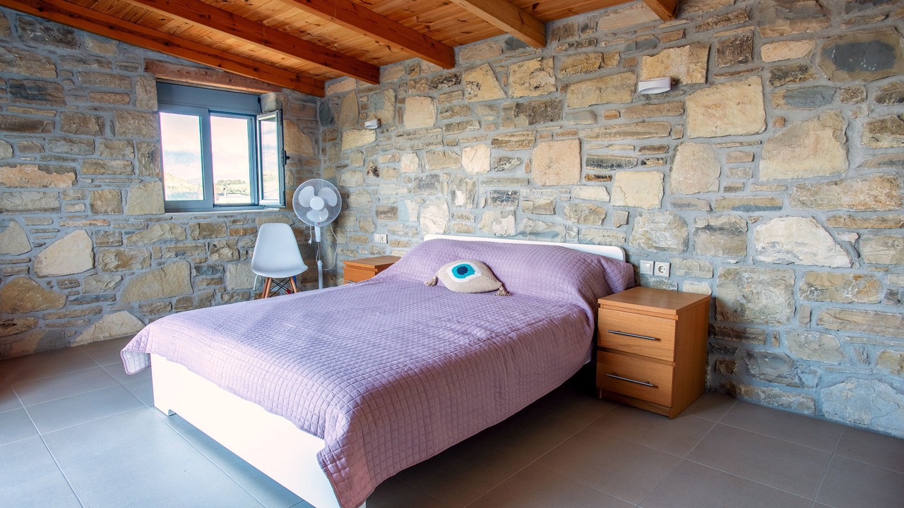 Photo of Bedroom in Faistos