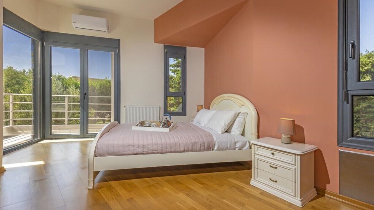 Photo of Bedroom in Petaloudes