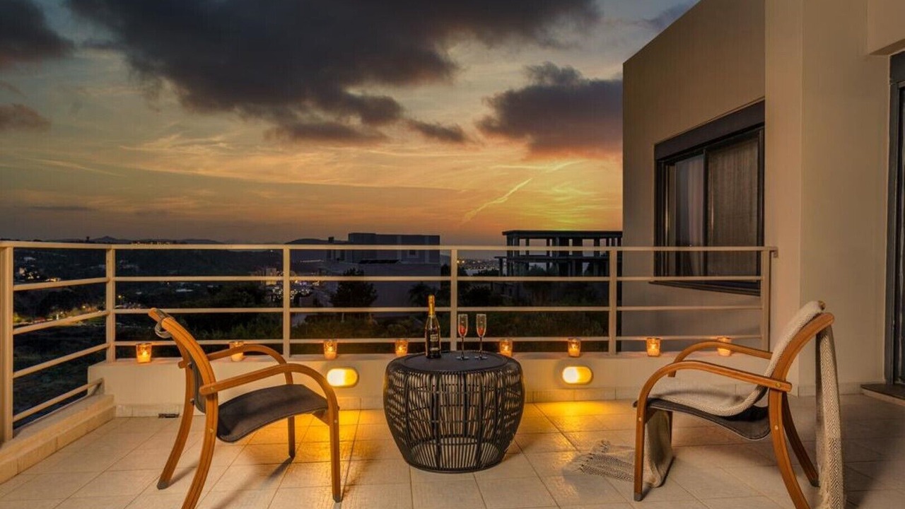 Photo of Patio Balcony in Petaloudes