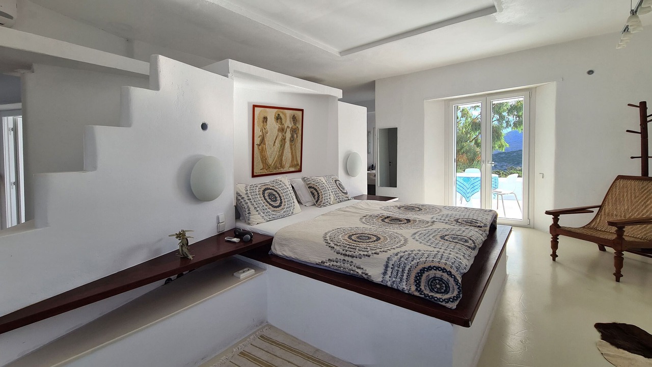 Photo of Bedroom in Nea Cryssi Akti