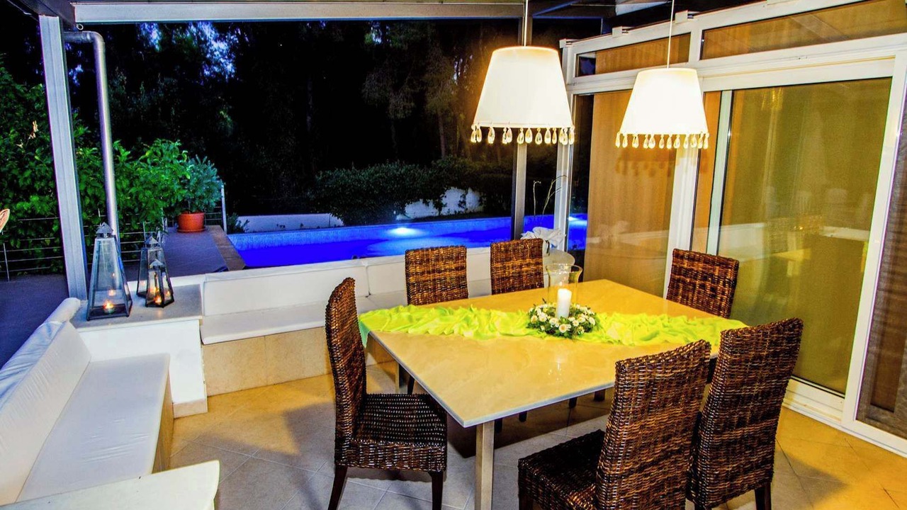 Photo of Outdoor in Sane