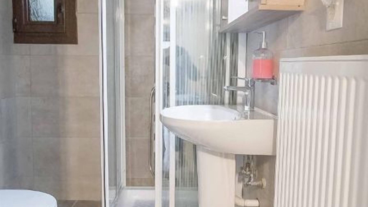 Photo of Bathroom in Kalambaka