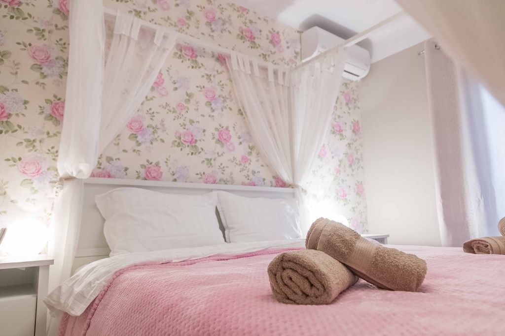 Photo of Bedroom in Kalambaka