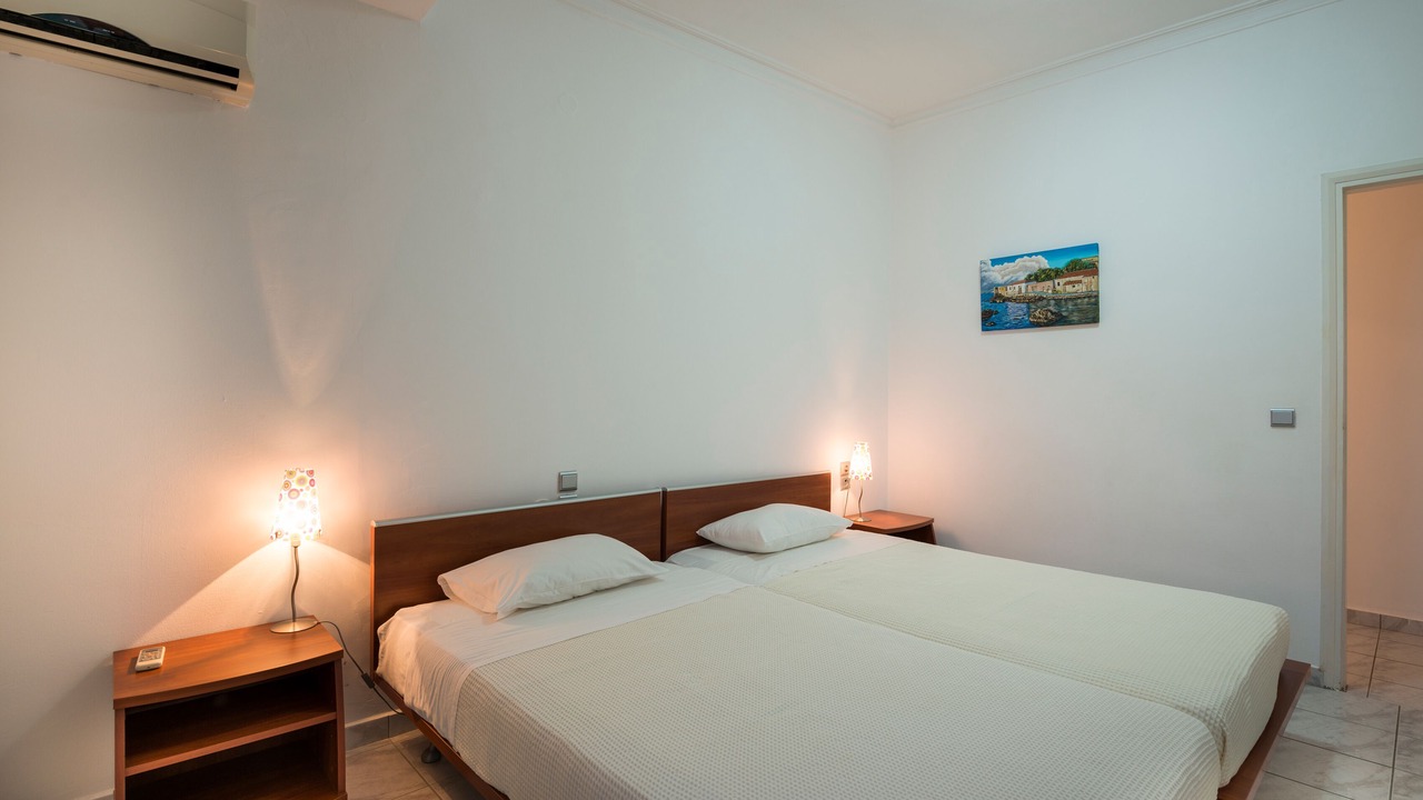 Photo of Bedroom in Kato Galatas