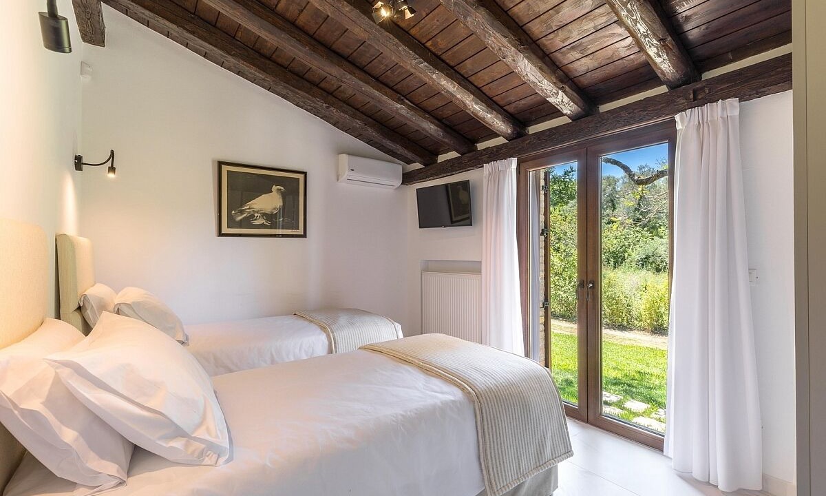 Photo of Bedroom in Vassilatika