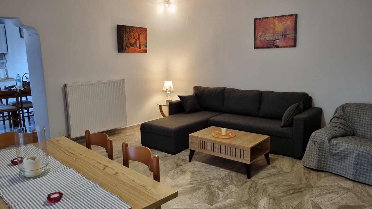Photo of Livingroom in Vatos