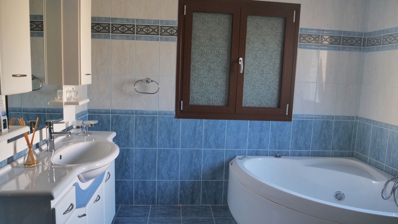 Photo of Bathroom in Karavados
