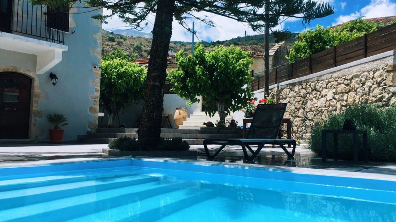 Photo of Outdoor in Tzitzifes